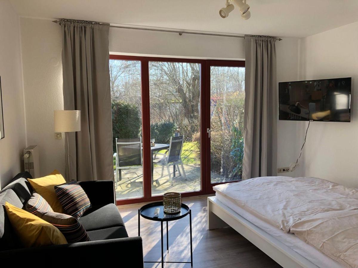 Ferienwohnung-Klaus-Stoertebeker-Mit-Sonnenterrasse-Garten-Zwischen-Strand-Wald-Und-Wiese Gustow  Exterior photo