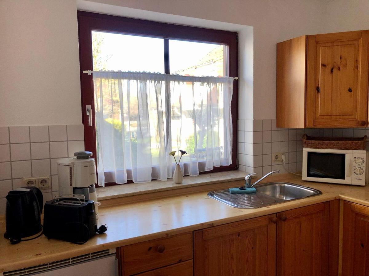 Ferienwohnung-Klaus-Stoertebeker-Mit-Sonnenterrasse-Garten-Zwischen-Strand-Wald-Und-Wiese Gustow  Exterior photo
